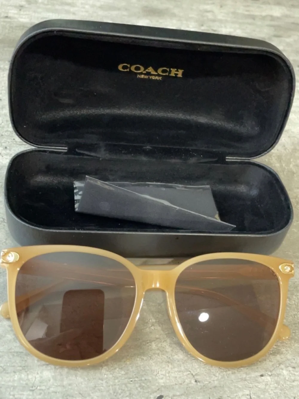 Coach women glasses
